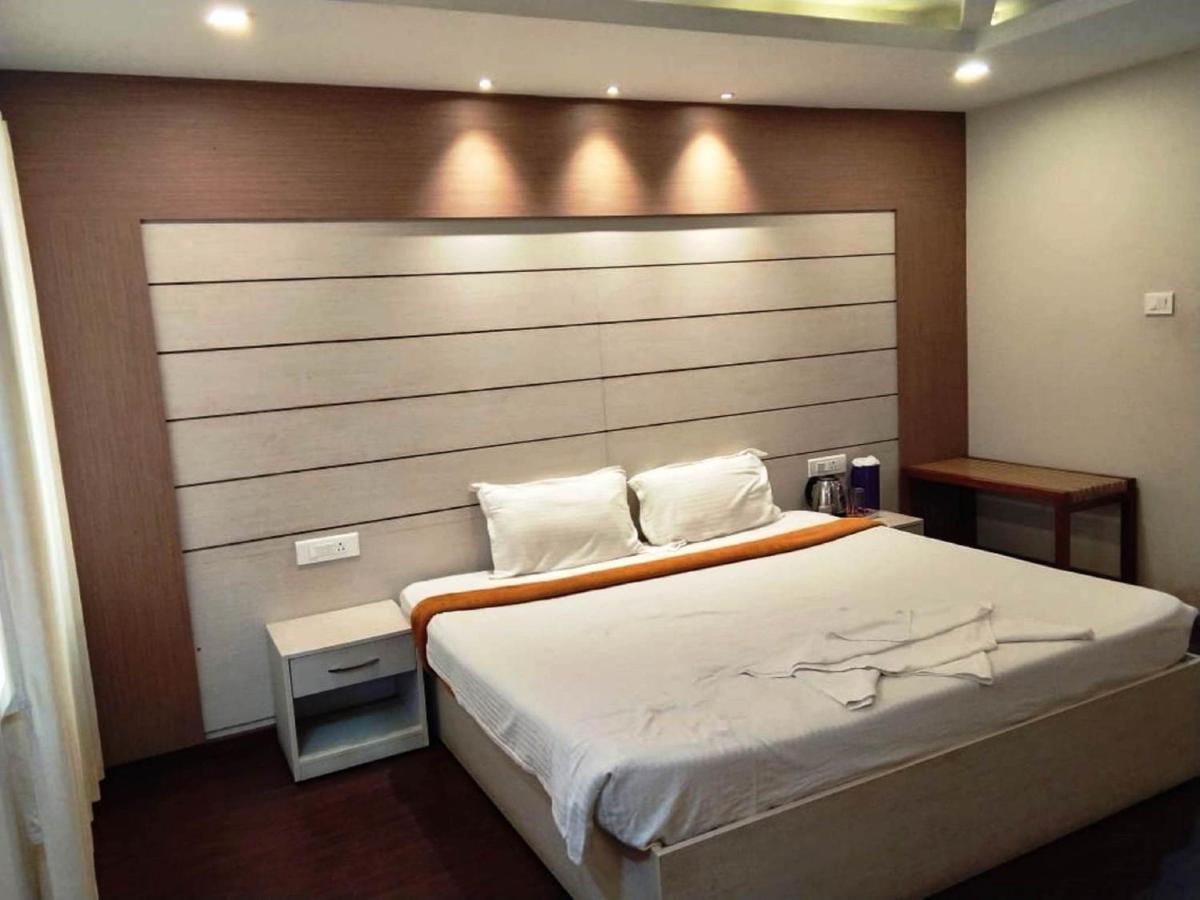 أوتي Dew Drop Inn المظهر الخارجي الصورة